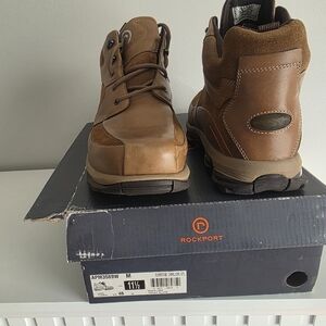 Men Rockport boots